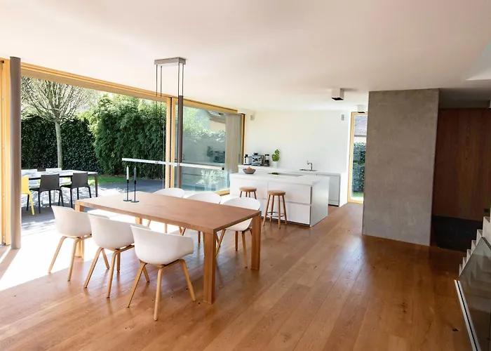B8 - Exklusive Architektenvilla Für 4-10 Personen, Nürnberg