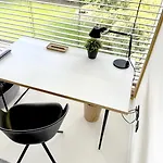 B8 - Exklusive Architektenvilla Fuer 4-10 Personen, نورنبيرغ