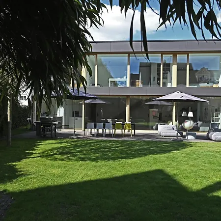 B8 - Exklusive Architektenvilla Fuer 4-10 Personen, بيت للعطل نورنبيرغ