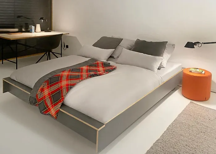 B8 - Exklusive Architektenvilla Fuer 4-10 Personen, * Нюрнберг